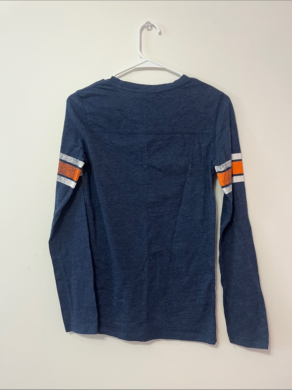 PINK VICTORIA’S SECRET NFL Denver Broncos Navy Long Sleeve Graphic Tee Shirt 👚 - Picture 3 of 4